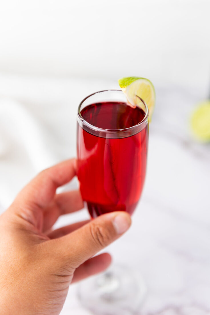 Festive & Refreshing: Easy Cranberry Mimosas for Any Celebration