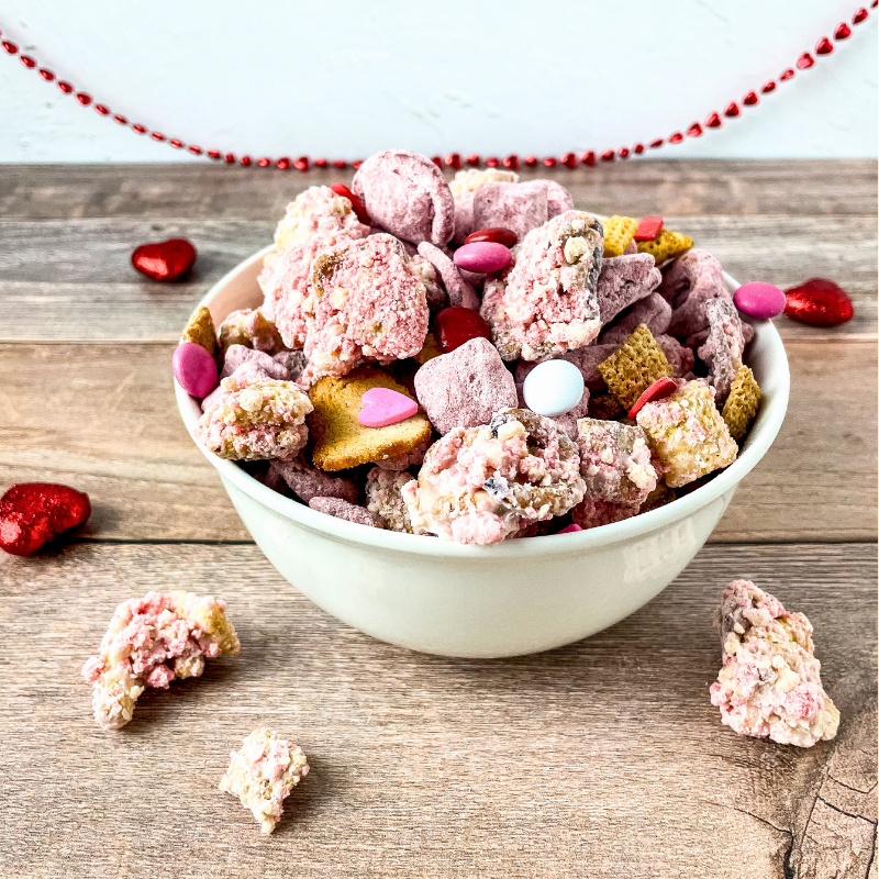 Strawberry Crunch Muddy Buddies