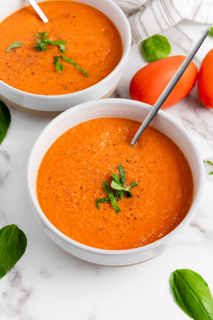 Vegan Roasted Tomato Basil Soup